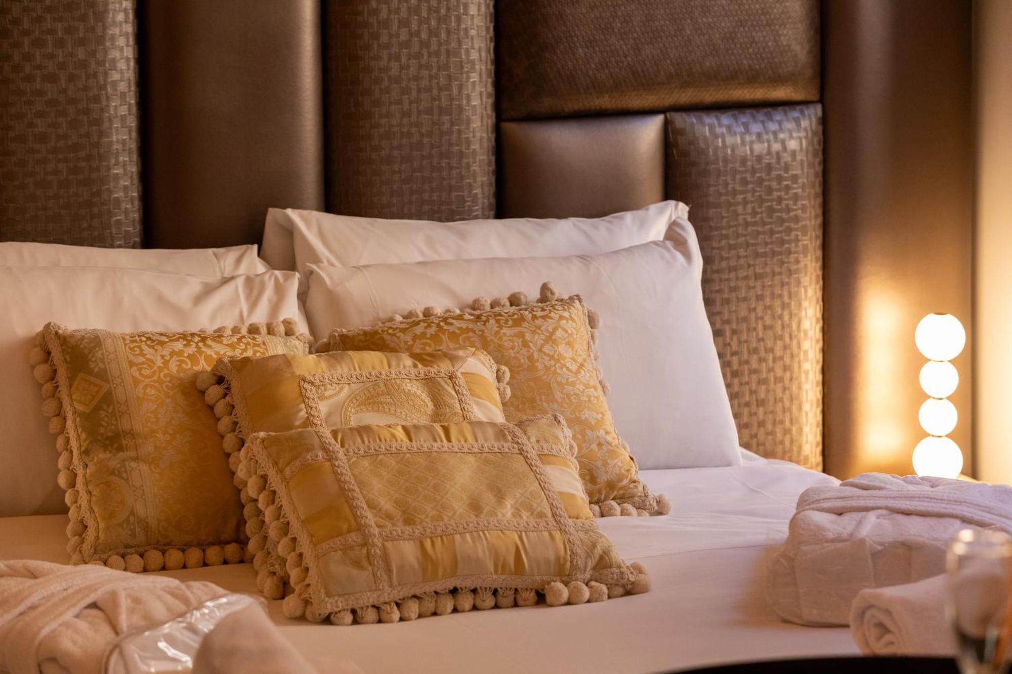 Fontana Di Trevi Roma Luxury Suite Экстерьер фото